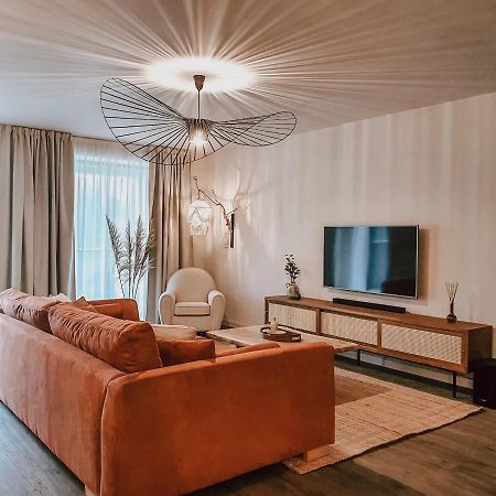 Silver Pine Apartment โปยานาบราซอฟ ภายนอก รูปภาพ